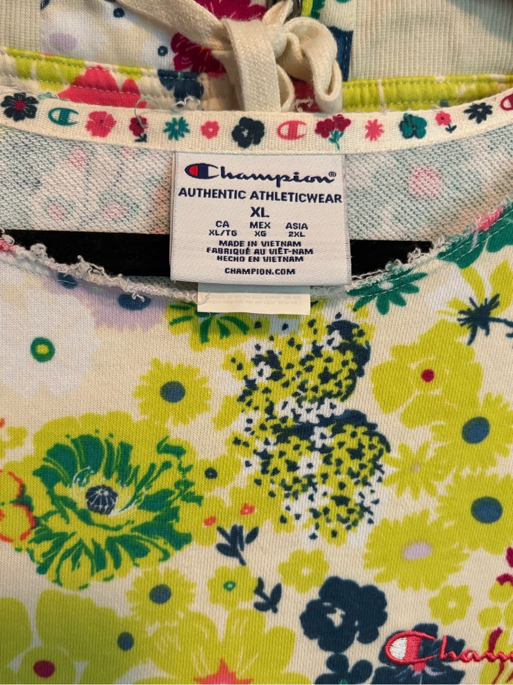 Champion French Terry Flower Power Cropped Sweatshirt & Shorts Set XL - Picture 2 of 6